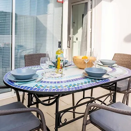 펜션 Monterey House *